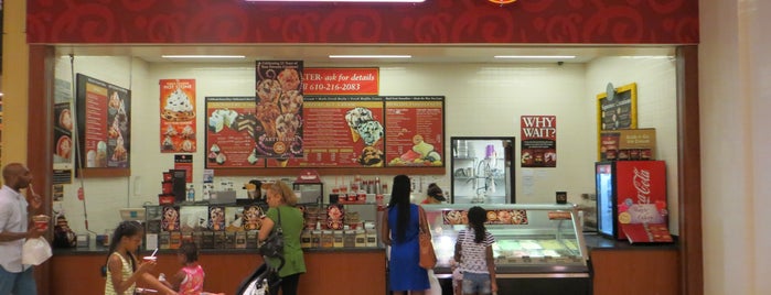 Cold Stone Creamery is one of Lehigh Valley Mall Stores/Restaurants on 4square.