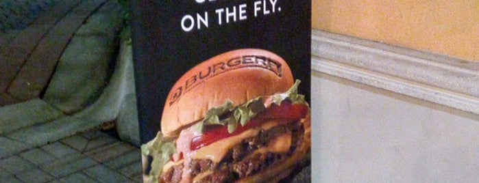 BurgerFi is one of Orte, die Emma Jane gefallen.