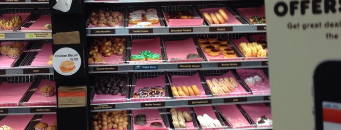 Dunkin' is one of places<3.