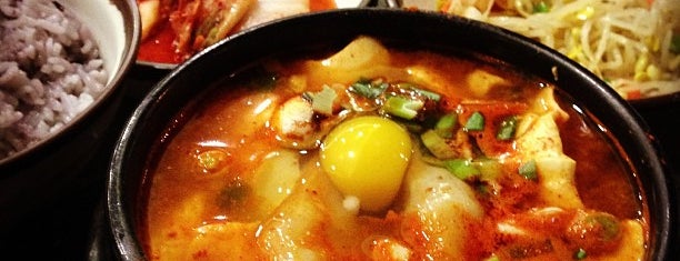 Buk Chang Dong Soon Tofu 북창동 순두부 돌솥밥 is one of kt’s Liked Places.