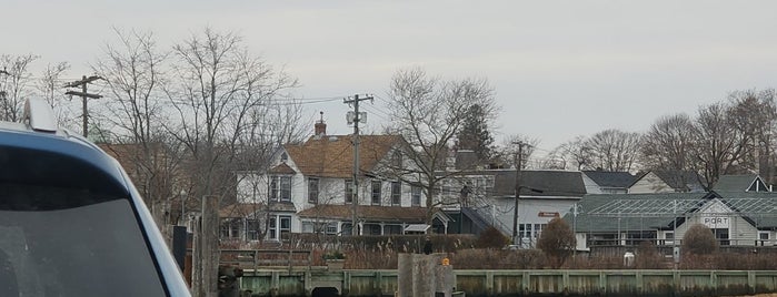 Shelter Island North Ferry - Greenport Terminal is one of NoFo.