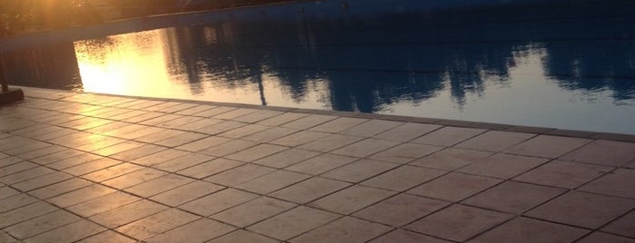 UG Swiming Pool is one of Petr'in Beğendiği Mekanlar.