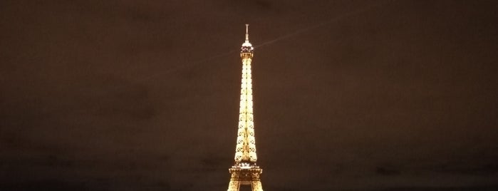 Place du Trocadéro is one of BILAL 님이 좋아한 장소.