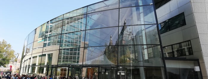 Музей Ван Гога is one of BILAL : понравившиеся места.