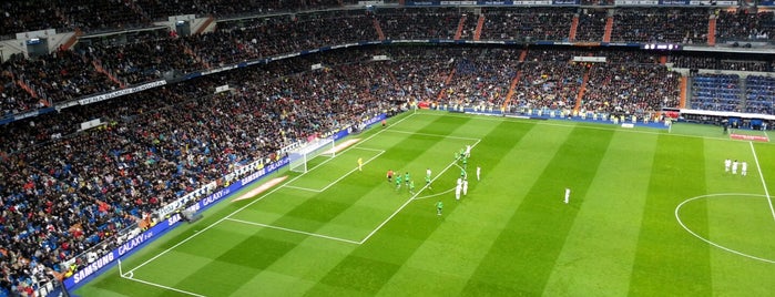 Estadio Santiago Bernabéu is one of Lugares favoritos de BILAL.