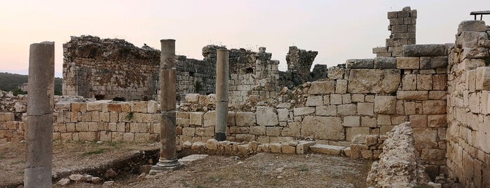 Patara Kazıları (Patara Excavations) is one of BILAL'ın Beğendiği Mekanlar.