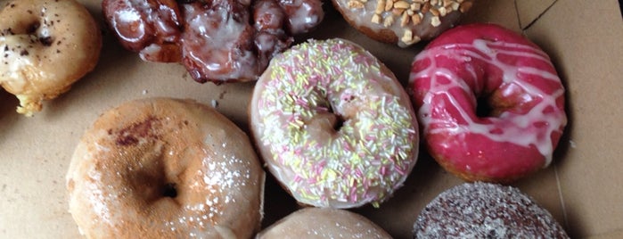 Mighty-O Donuts is one of Posti che sono piaciuti a Cusp25.