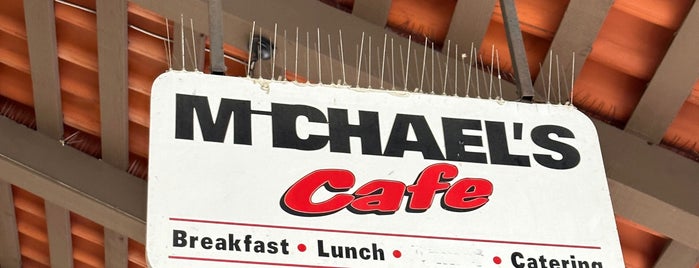 Michael's Cafe is one of Tempat yang Disukai Corley.