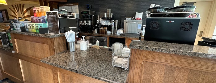 Peet’s Coffee & Tea is one of Wisconsin Union Food Locations.