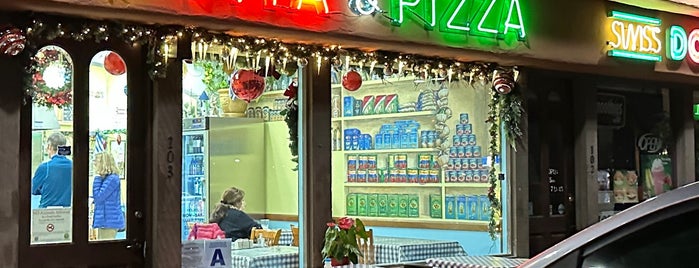 Nina's Pita & Pizza is one of Coachella Valley Restaurants.