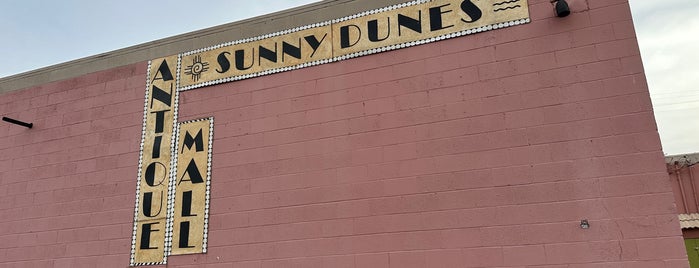 Sunny Dunes Antique Mall is one of Palm Springs.