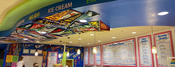 Love Boat Ice Cream is one of Fort Myers & Sanibel.