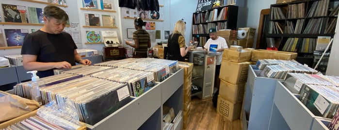 Face Records is one of Record Stores.