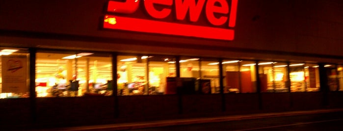 Jewel-Osco is one of SilverFox’s Liked Places.