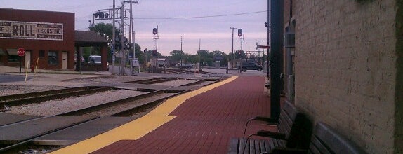 Metra - Blue Island Vermont Street is one of Tempat yang Disukai Rick E.