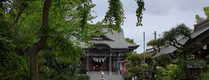 鵠沼伏見稲荷神社 is one of 藤沢.