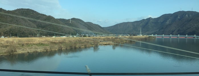 吉井川橋梁 is one of 東海道・山陽新幹線 橋梁.