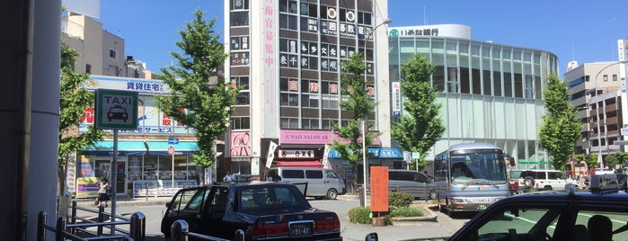 茨木駅西口 タクシー乗り場 is one of Taxi Stand.