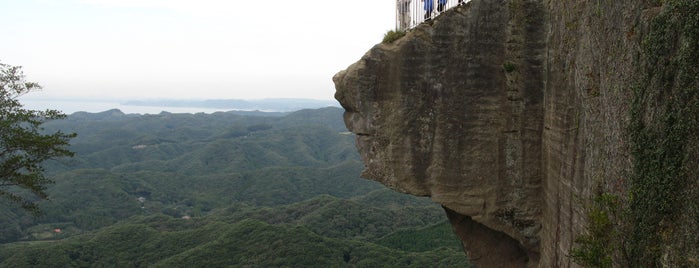 Jigoku Nozoki (View of Hell) is one of イッテミタイ.