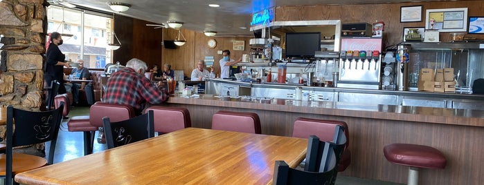 Mandy's Family Restaurant is one of Old School L.A. Diners & Coffee Shops.