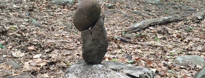 Lufberry Park Disc Golf Course is one of Connecticut Disc Golf Courses.