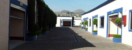 Hotel Costa Verde is one of Tempat yang Disukai Paola.