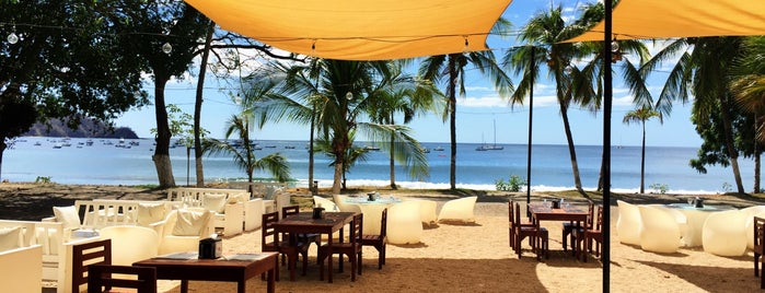Café de Playa Restaurant is one of Pura Vida.