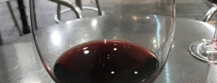 エノテカ is one of Wine.