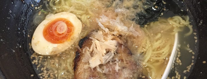 天日塩らーめん いいずみ is one of ラーメン７ (*o*).