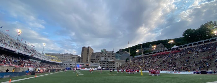 Stade Percival-Molson Memorial Stadium is one of sports arenas and stadiums.