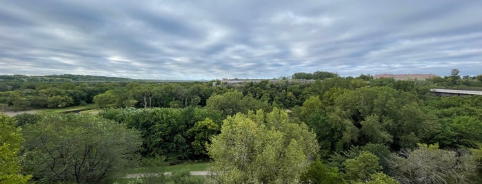 Two Rivers Crossing Overlook is one of Mini.