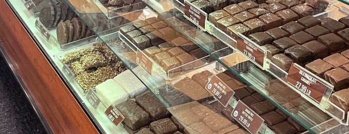 South Bend Chocolate Café is one of Food To Try.