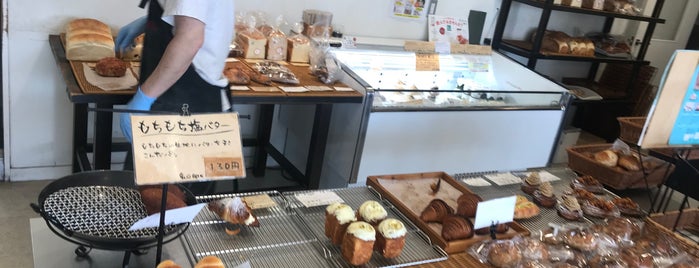 ブーランジェリー フクスケ boulangerie FUKUSUKE is one of パンが好き！（四国のパン屋さん）.