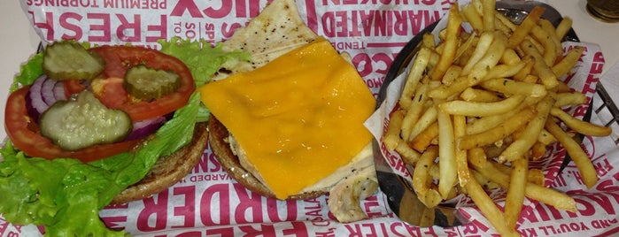 Smashburger is one of Lugares favoritos de Twitter:.