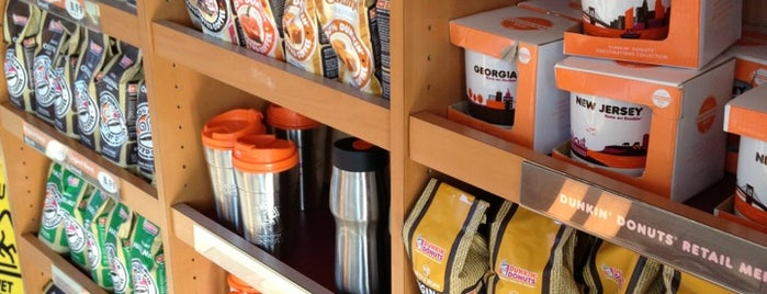 Dunkin' is one of Orte, die Shiv gefallen.