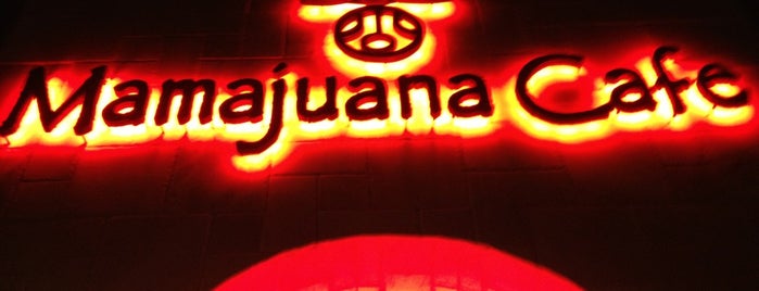Mamajuana Café is one of สถานที่ที่ Kaylina ถูกใจ.