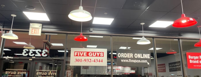 Five Guys is one of Time to eat (Waldorf).