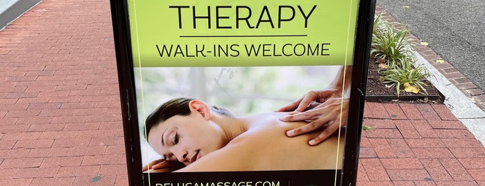 Deluca Massage & Bodywork is one of Jade'nin Beğendiği Mekanlar.