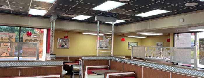 Hardee's is one of Must-visit Fast Food Restaurants in Raleigh.