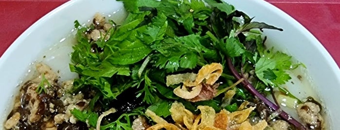 Bánh đúc miến trộn Lê Ngọc Hân is one of Hanoi Eats.