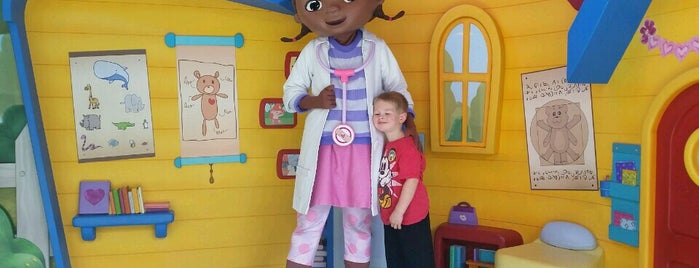 Doc McStuffins Meet and Greet is one of Lieux qui ont plu à Marcel.