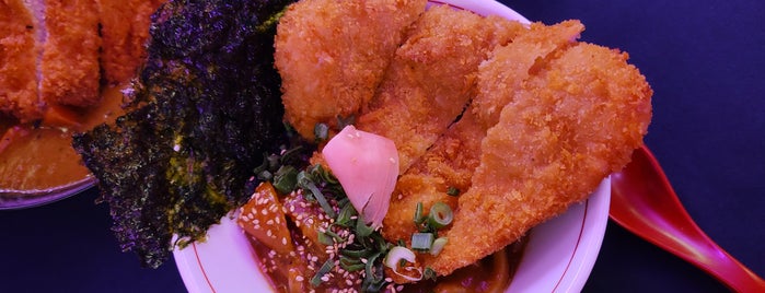 Momotabi Curry & Gyoza House is one of Cocina del Mar y Sushi.