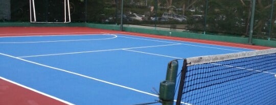 Tennis Courts Tropicana Golf & Country Resort is one of Sports.