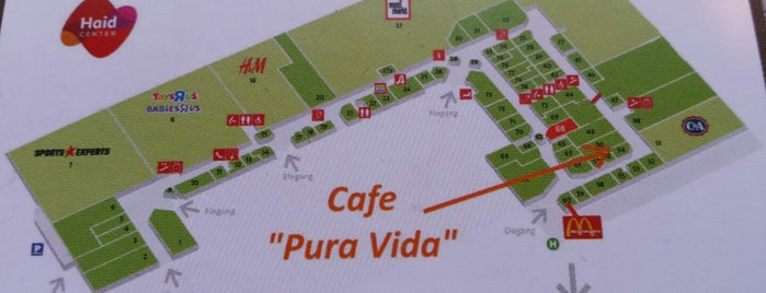 Cafe Pura Vida is one of Locais curtidos por Anna.