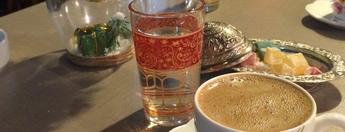 Cafe İzmir is one of bornova.