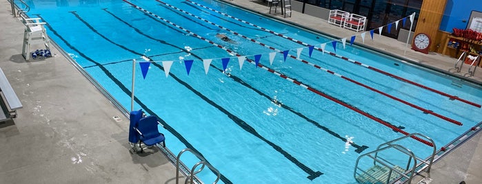 Knowles YMCA Indoor Pool is one of Lieux qui ont plu à 🖤💀🖤 LiivingD3adGirl.