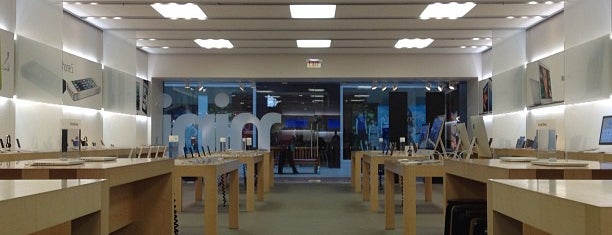 Apple Jordan Creek is one of Apple Stores.