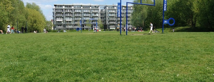 Groenevalleipark is one of Gentse rand.