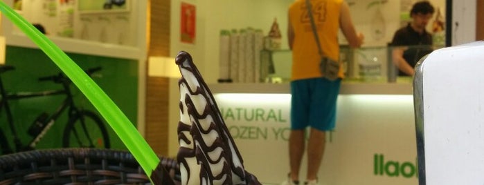 Llaollao is one of Espacios llaollao.