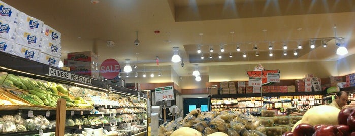 H-Mart is one of Kimmie's Saved Places.